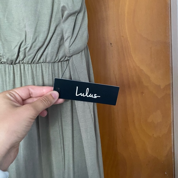 Lulu’s women’s maxi dress - Picture 2 of 4